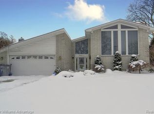 26917 Stanford St, Inkster, MI 48141