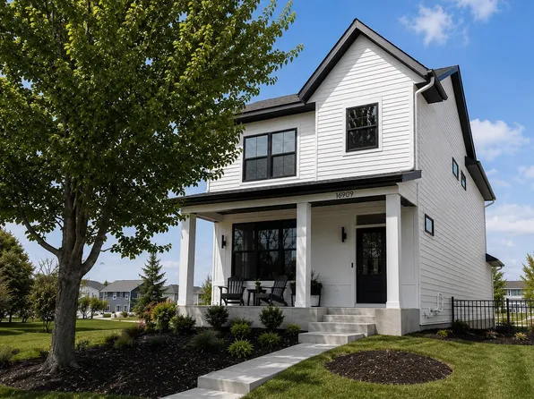 16909 Draft Horse Blvd, Lakeville, MN 55044