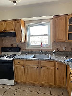 5th image of 197-26 Hillside Ave #2