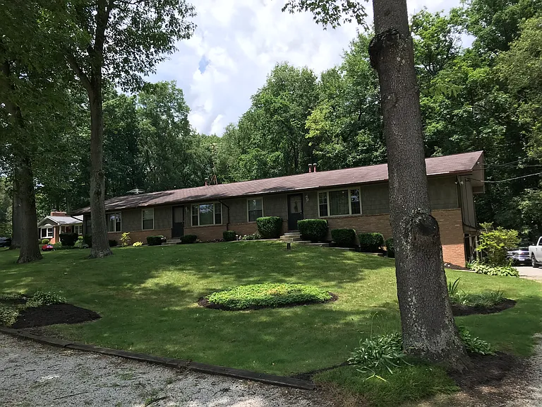469 E Comet Rd — Photo 1