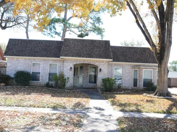 6223 Autumn Forest Dr, Houston, TX 77092