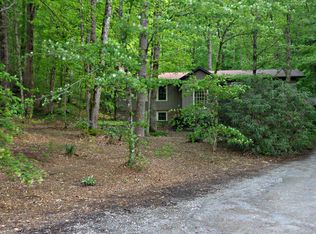 114 Barrington Dr, Oak Ridge, TN 37830