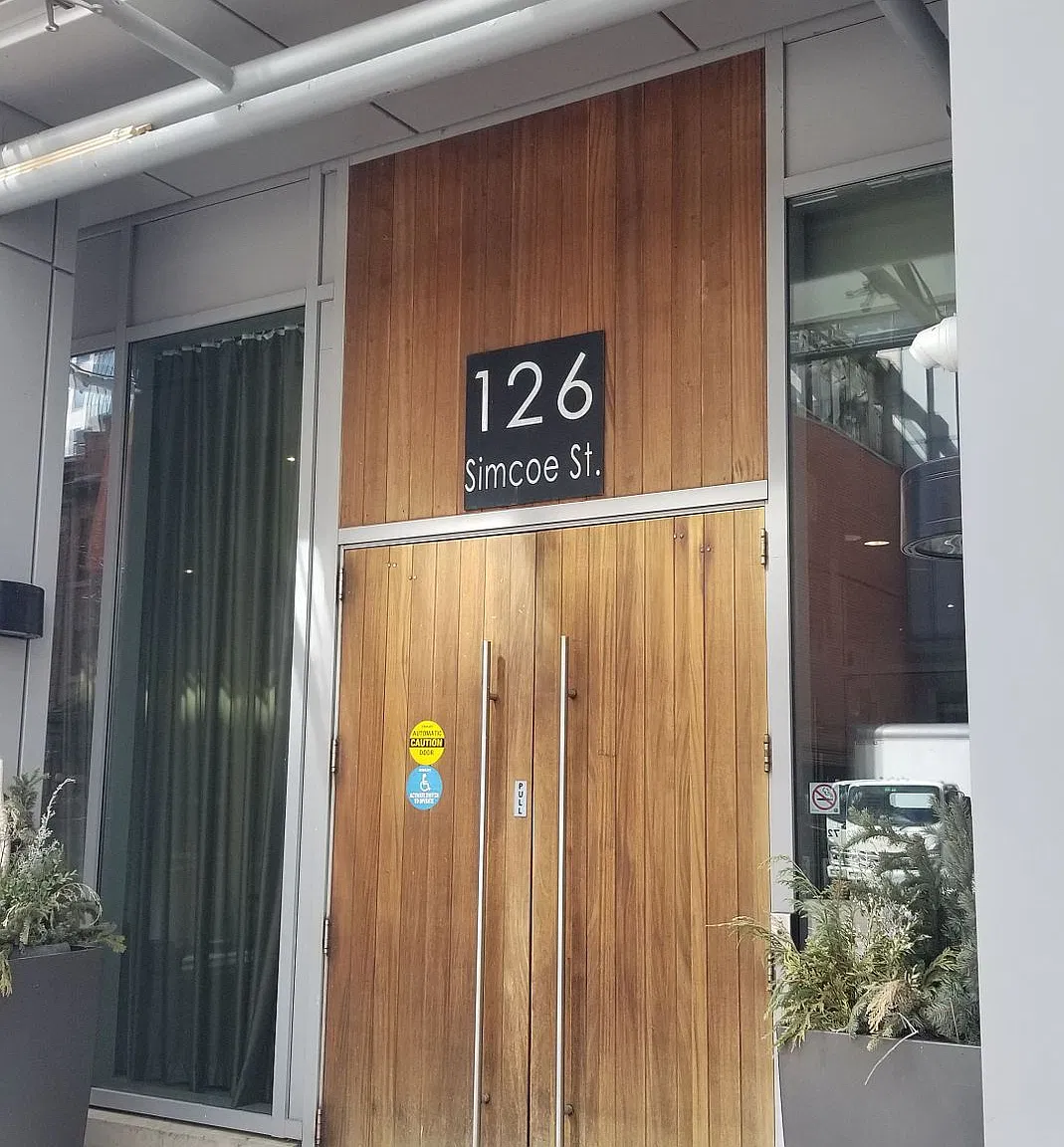 Boutique II — Photo 1