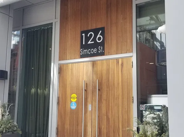 126 Simcoe St, Toronto, ON