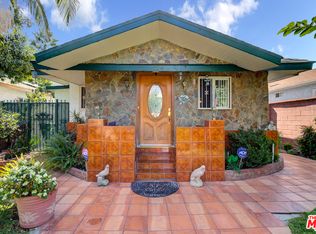 1330 Rolland Curtis Pl, Los Angeles, CA 90062