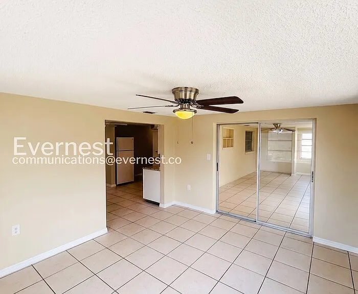 9130 Chatam Ln — Photo 8