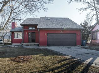 34439 N Saddle Ln, Gurnee, IL 60031