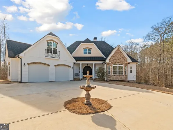 656 Paynes Lake Rd, Carrollton, GA 30116