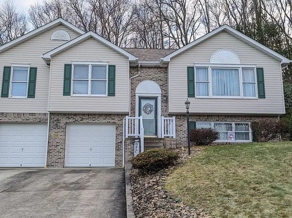 118 Emerald Dr, Hunker, PA 15639