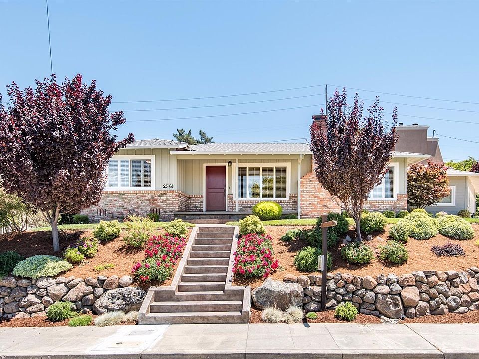 1st image of 2361 Vera Ave