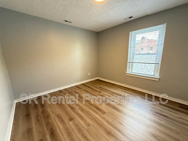 243 S Main St #10 — Photo 7