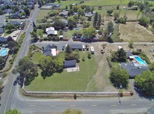 3523 Grant Rd, Central Pt, OR 97502