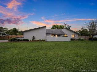 12925 SW 190th St, Miami, FL 33177