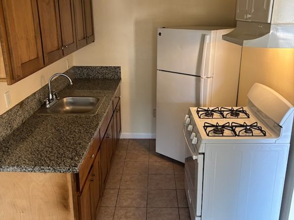 623 N Edison St APT 4