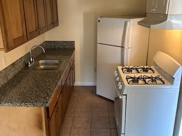 623 N Edison St APT 4, Stockton, CA 95203