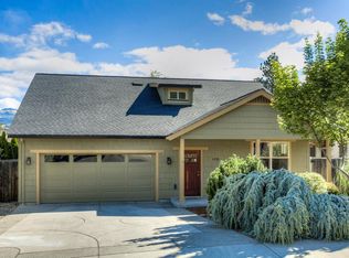 1733 Lithia Way, Talent, OR 97540