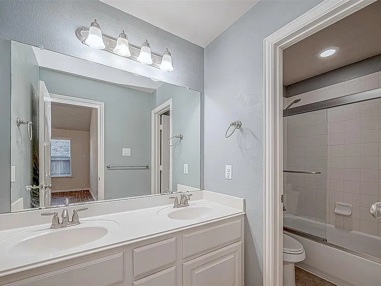 25926 Brad Hurst Ct — Photo 19