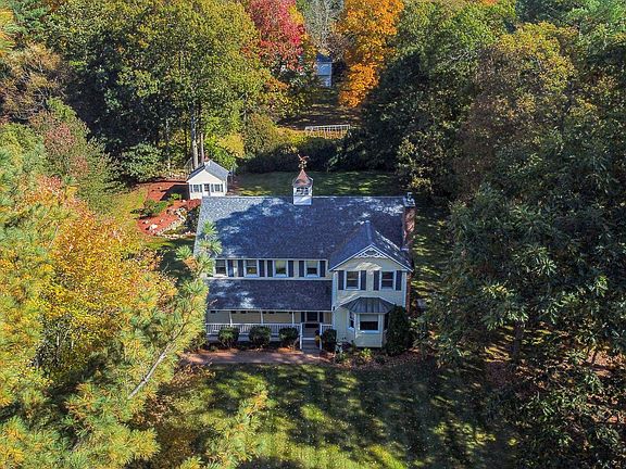 2nd image of 21 Anthony Dr