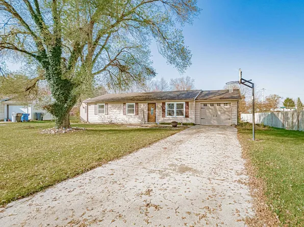 227 Jewel Ct, Churubusco, IN 46723