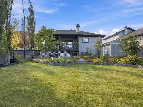 3611 61st St, Beaumont, AB T4X 1T5