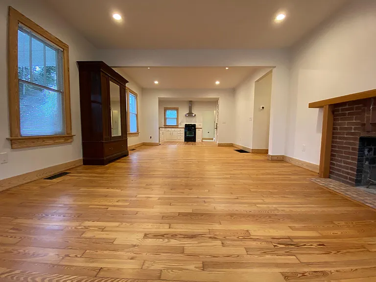 721 Windsor Pkwy NE — Photo 16