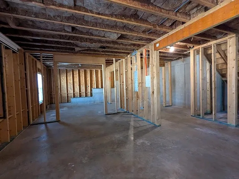 2034 Britt Dr — Photo 51