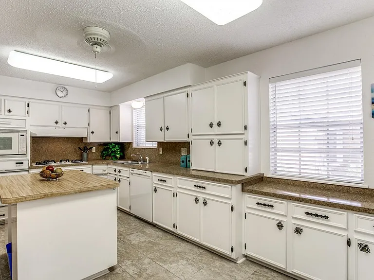 108 Mill Creek Dr — Photo 6