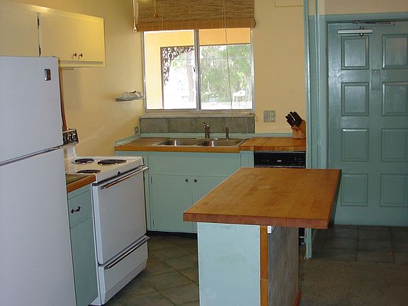 3rd image of 615 S Palm Ave APT 9