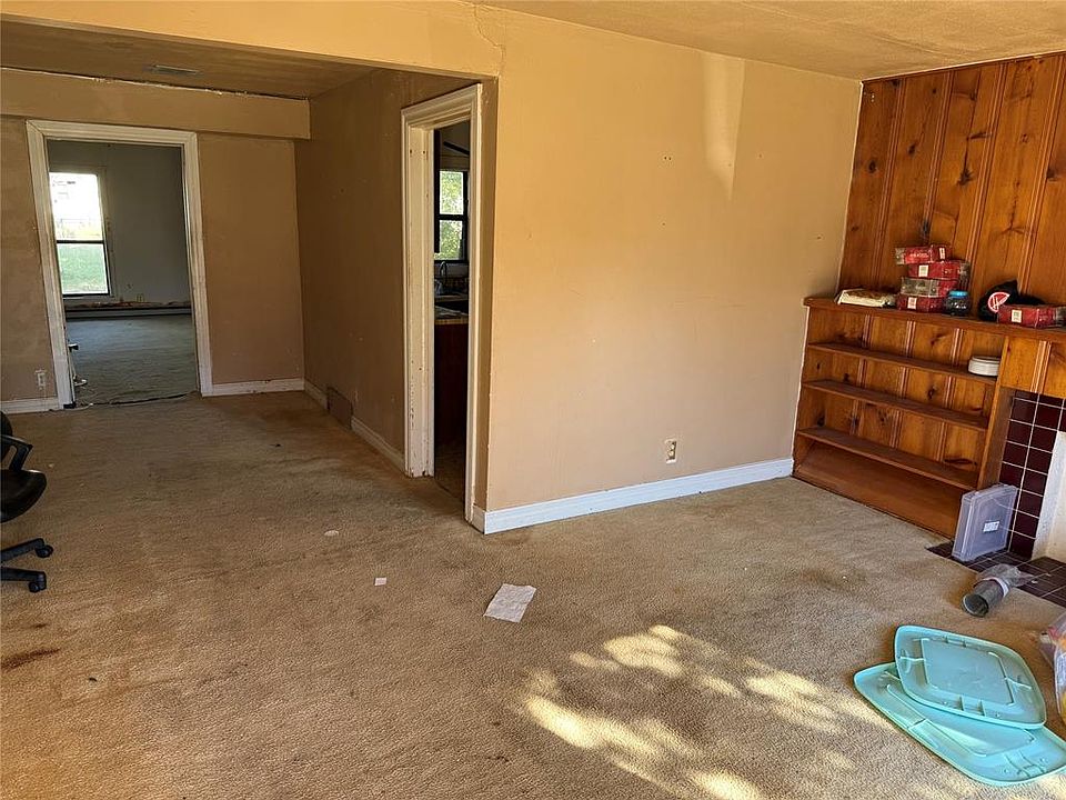 2nd image of 1711 NW Liberty Ave