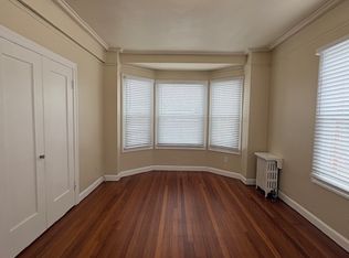 377 Lenox Ave #26, Oakland, CA 94610