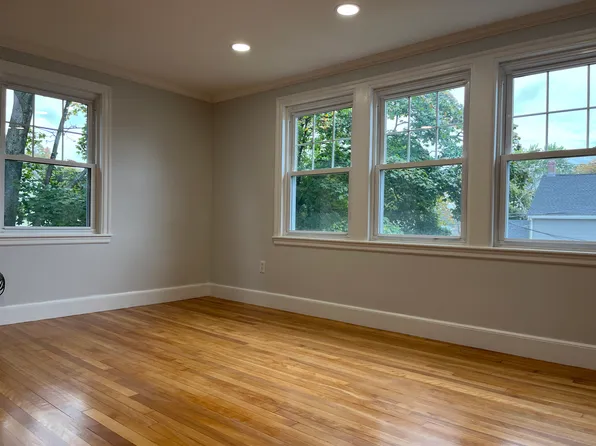 2 Washington Street Pl #2, Hyde Park, MA 02136