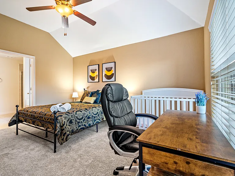 4212 Pont Du Gard Way — Photo 46