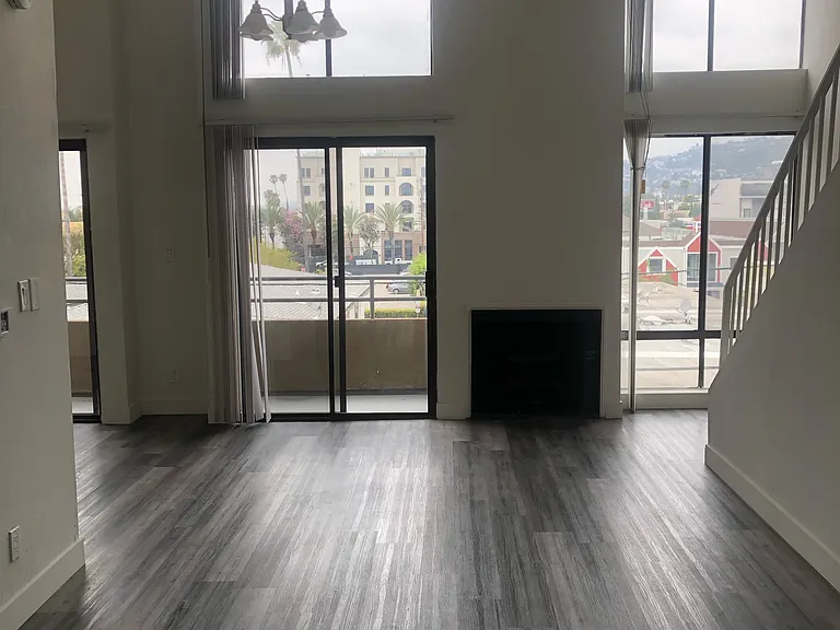 Meridian Hollywood — Photo 41