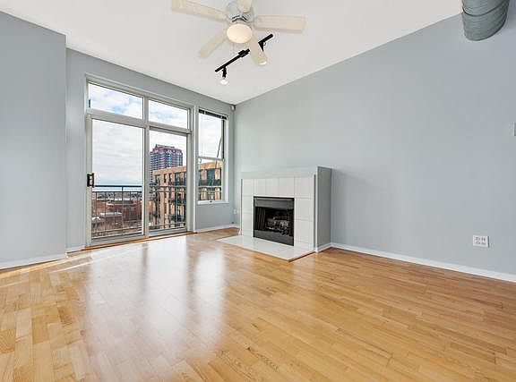 5th image of 1631 S Michigan Ave APT 608