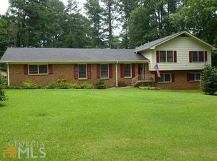 2220 Pine Rd, Snellville, GA 30078
