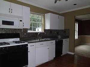 4th image of 1562 Duren Fields Way
