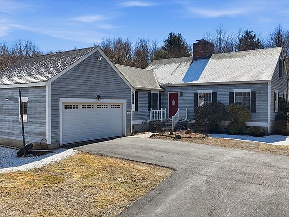 2nd image of 284 Warren Rd