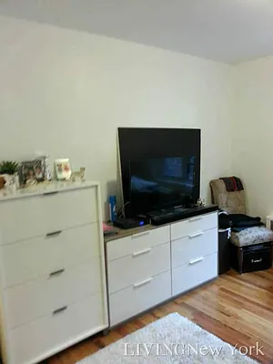 Rented by Living New York | media 12