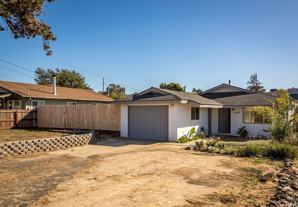 1st image of 1023 El Morro Ave