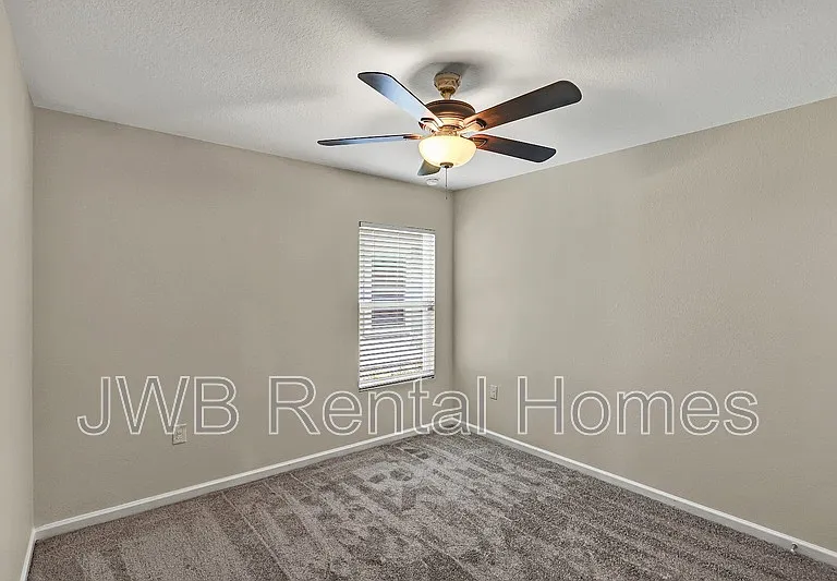 86833 Iron Rail Ct — Photo 12