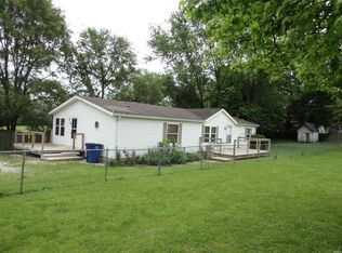 429 E Grissom Ave, Mitchell, IN 47446