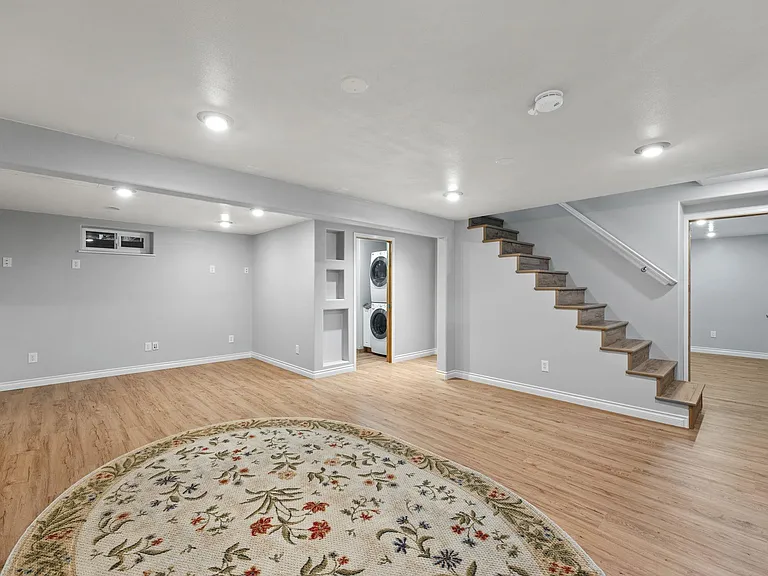 15906 E Broad Ave — Photo 17