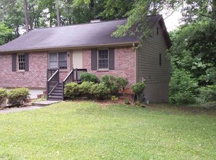 656 Wendan Dr, Decatur, GA 30033