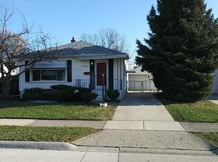 25640 Rose St, Roseville, MI 48066