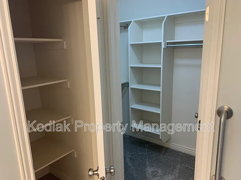 312 N Greenwich Dr — Photo 23