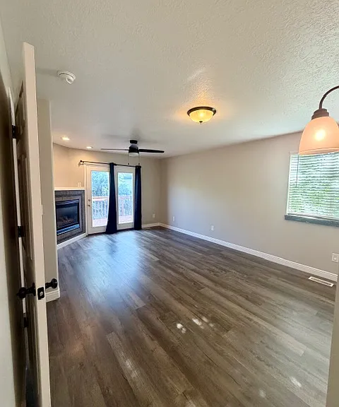 1078 E 3325 N — Photo 18