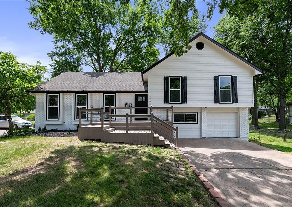 11205 E 61st Ter, Raytown, MO 64133 Zillow
