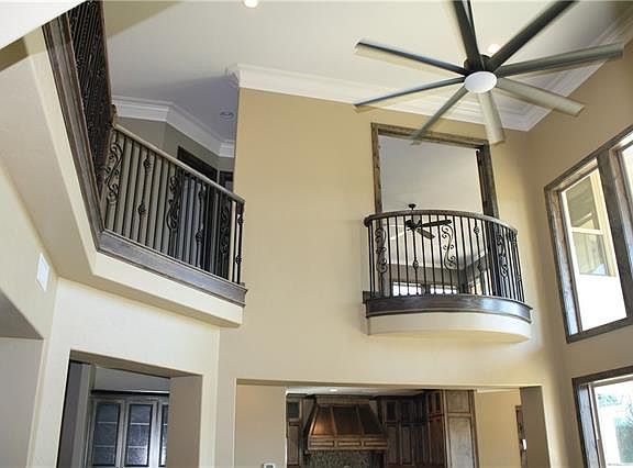 4th image of 12833 Villa Milano Dr