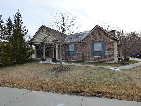 2nd image of 4026 Stonebridge Unit 7-1
