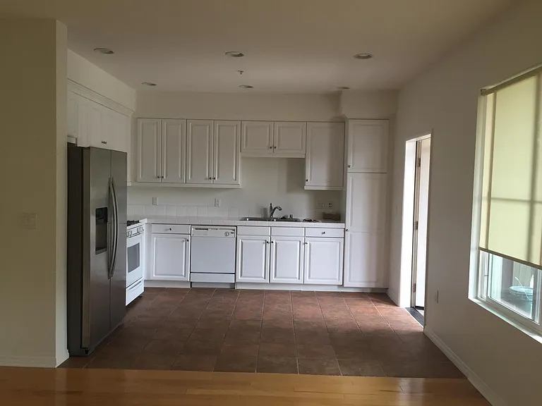 6020 Seabluff Dr #241 — Photo 1